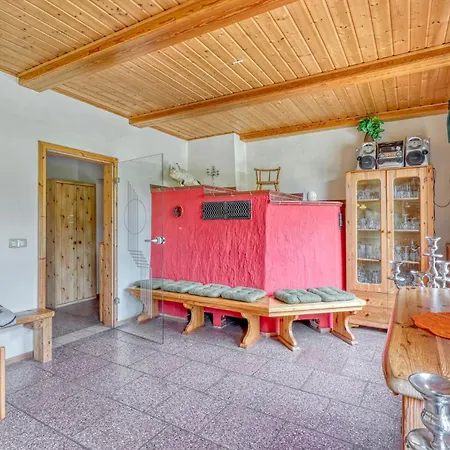 10 Bedroom Amazing In Dom wakacyjny *