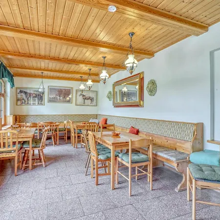 10 Bedroom Amazing In Sitzendorf