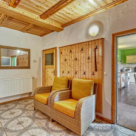 Dom wakacyjny 10 Bedroom Amazing In *