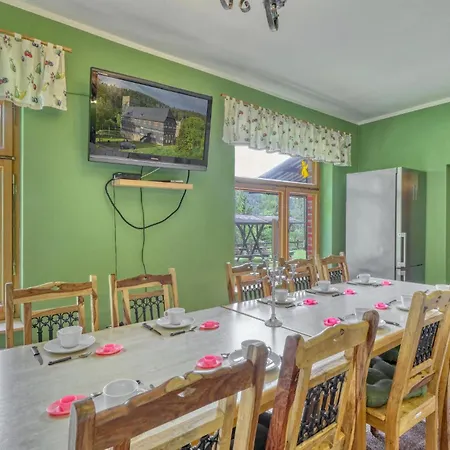 10 Bedroom Amazing In *
